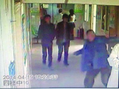 妇产科男医生查房后遭3人围殴昏迷(组图)